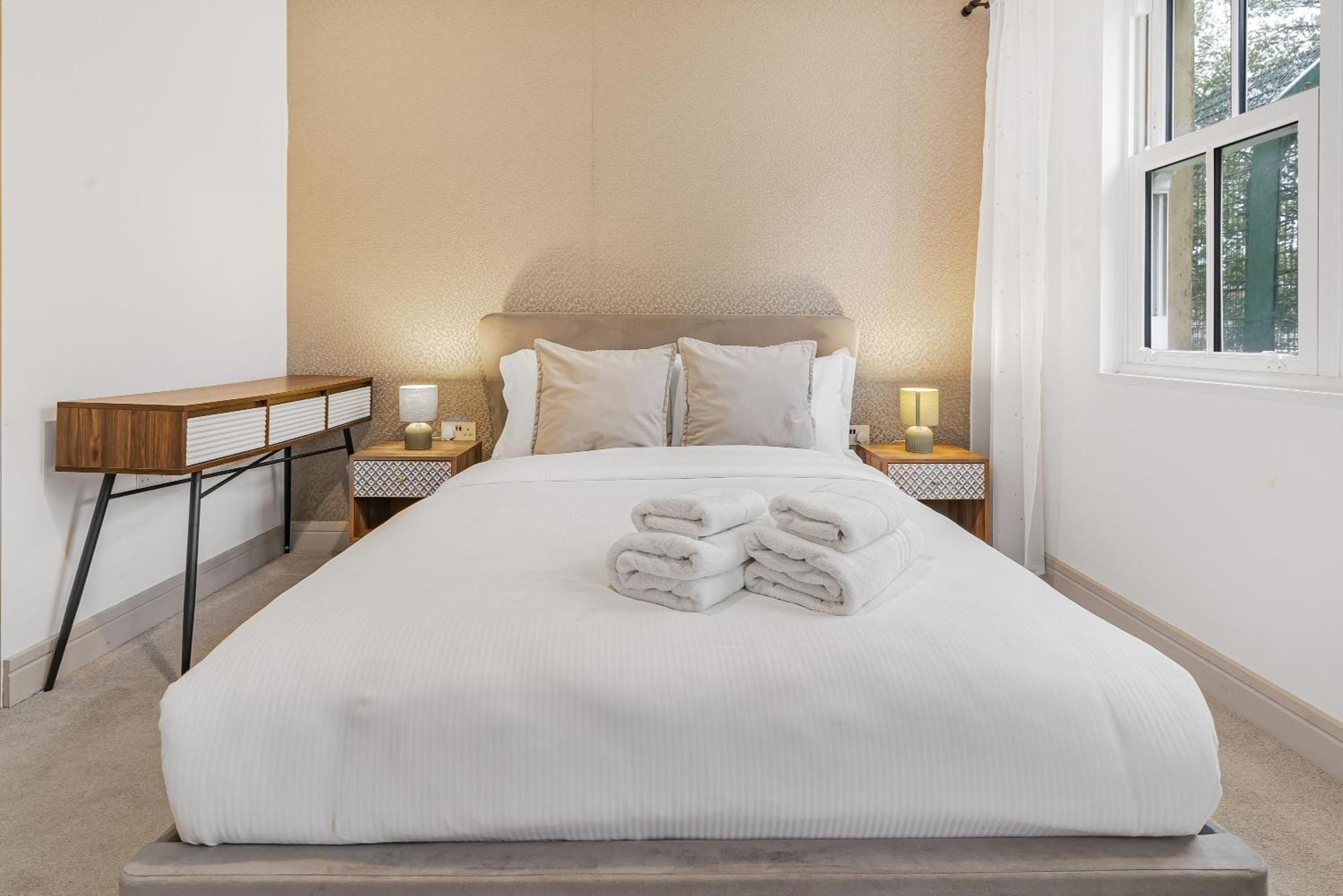 Stylish Modern Apartments By Livestay Short Lets & Serviced Accommodation London Nw6 Eksteriør bilde